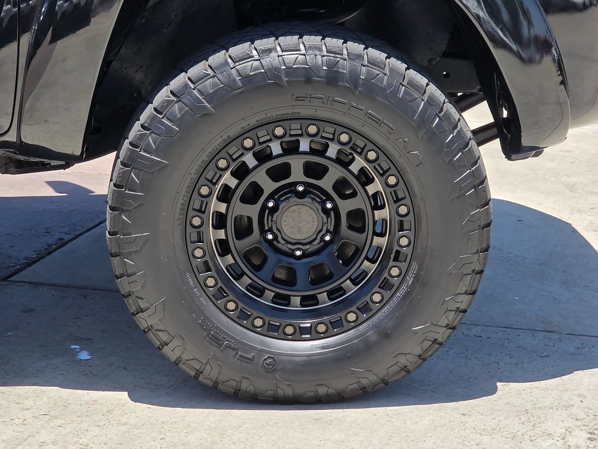 Used 2007 Toyota Tacoma PreRunner RWD image 11
