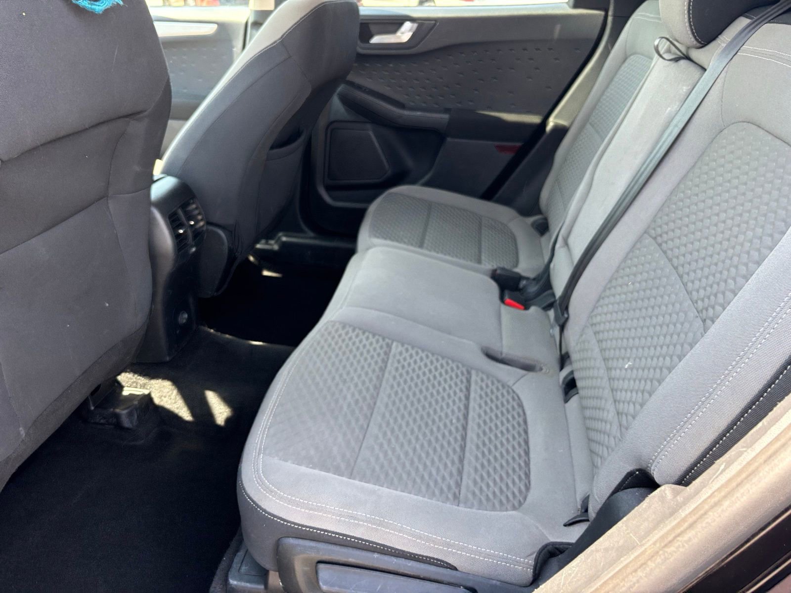 Used 2020 Ford Escape SE image 10