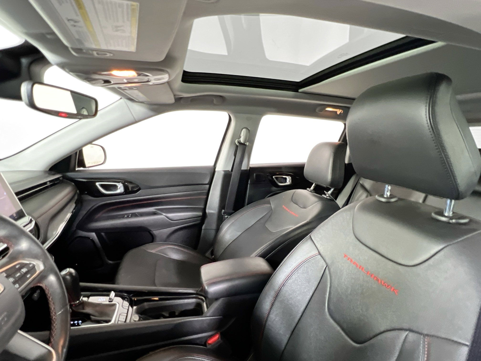 Used 2022 Jeep Compass Trailhawk w/ Trailhawk Elite Group image 21