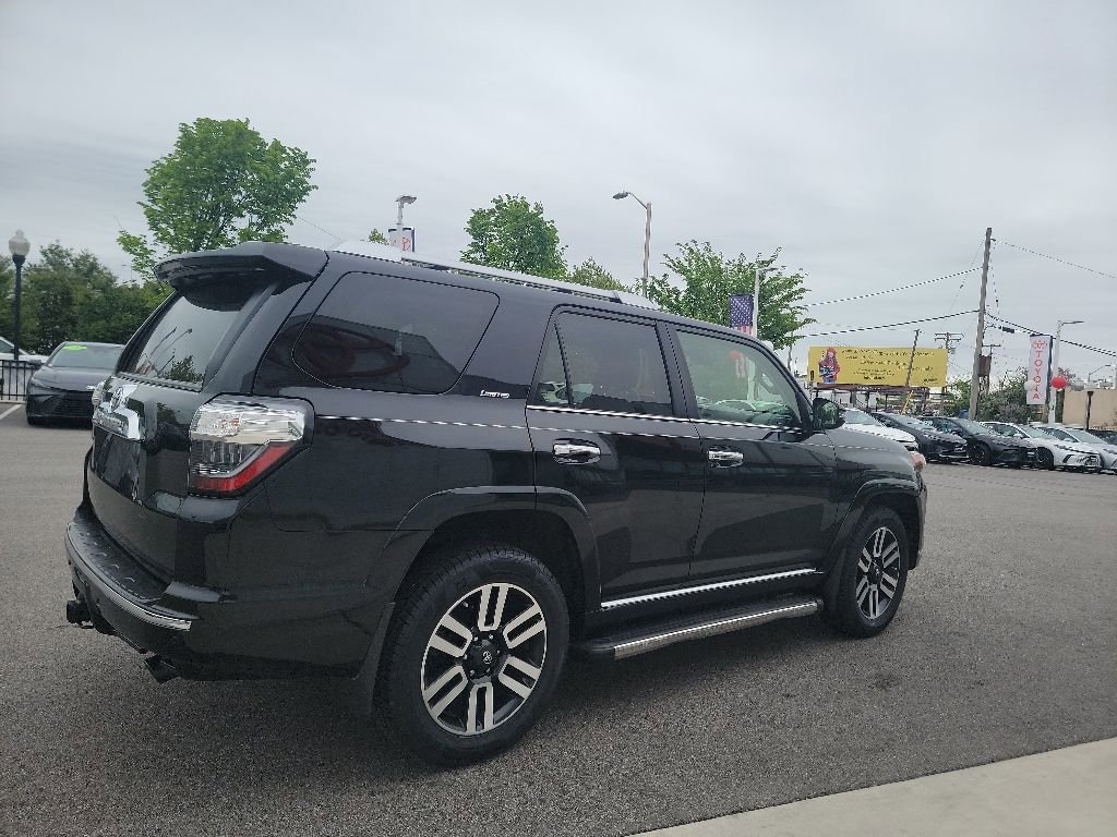 Used 2021 Toyota 4Runner Limited AWD/4WD image 12
