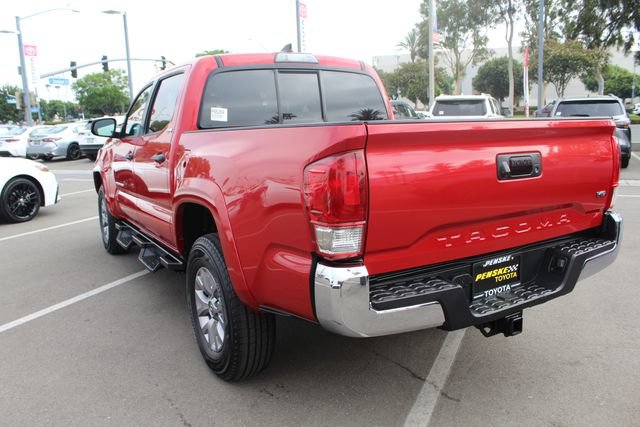 Used 2016 Toyota Tacoma SR5 w/ SR5 Appearance Package (SN) RWD image 17