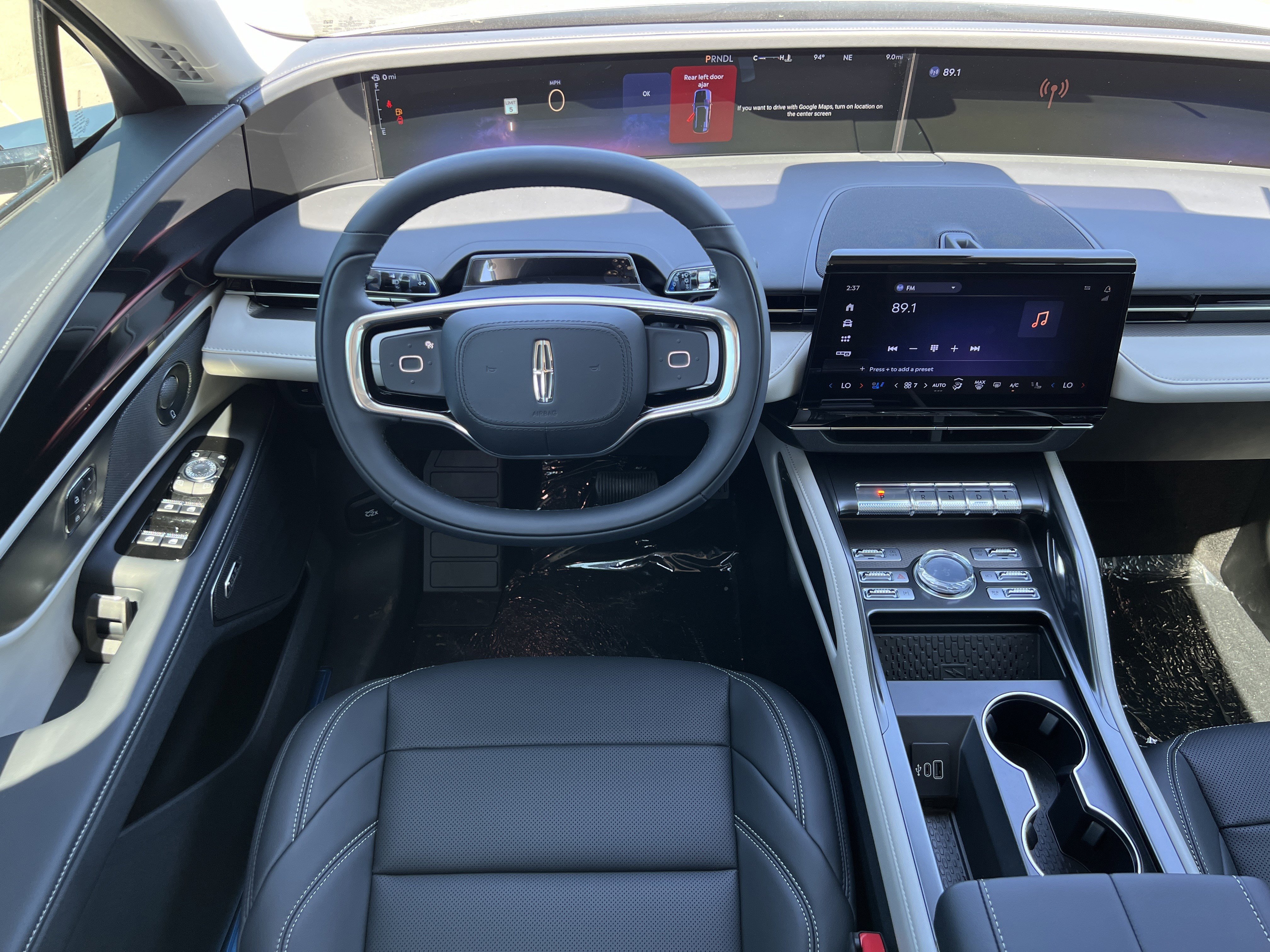 New 2025 Lincoln Nautilus Premier w/ Equipment Group 102A image 16