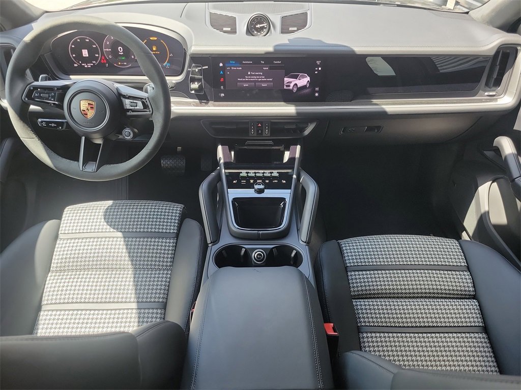 New 2025 Porsche Cayenne E-Hybrid Coupe image 20