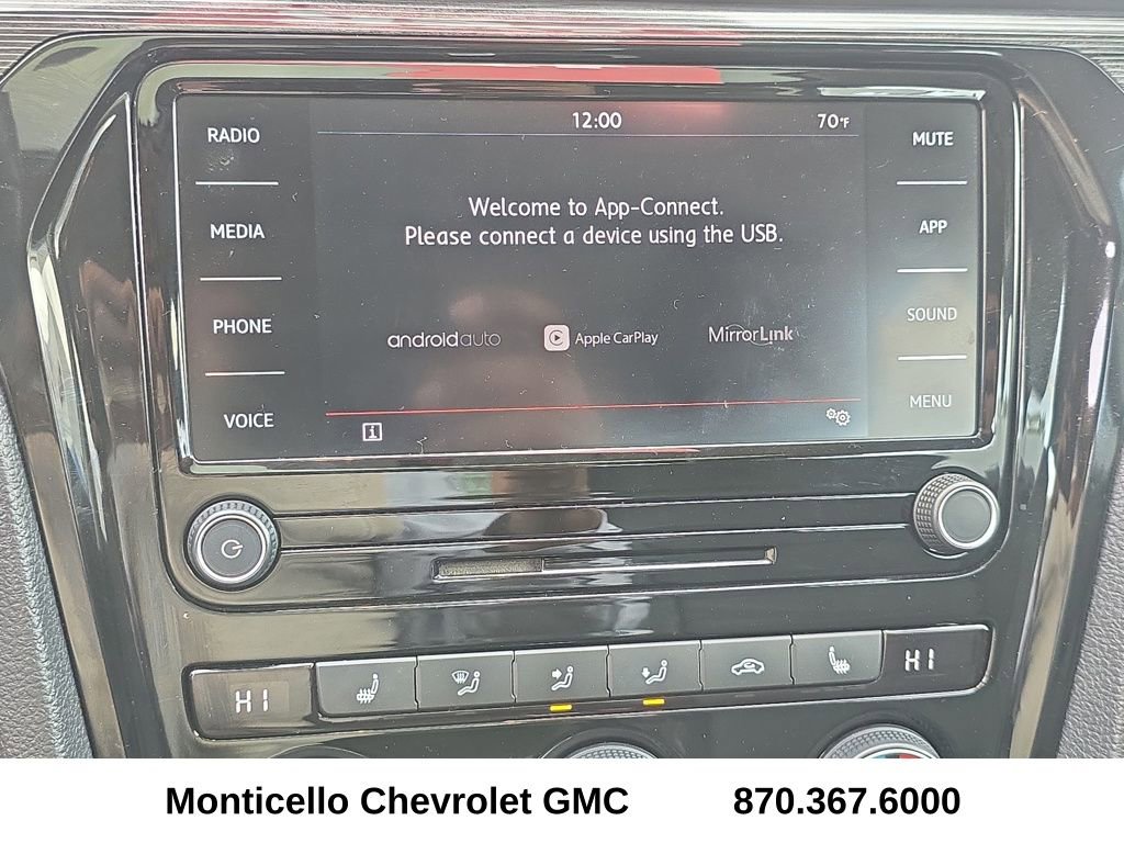 Used 2020 Volkswagen Passat 2.0T R-Line image 37