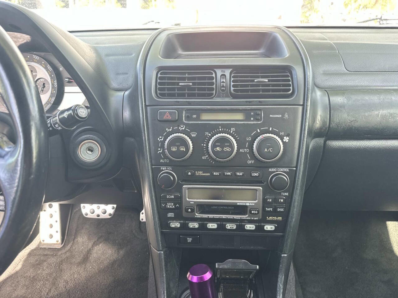 Used 2002 Lexus IS 300 RWD image 11