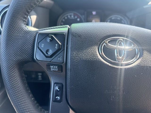 Used 2021 Toyota Tacoma TRD Off-Road w/ Technology Package image 13