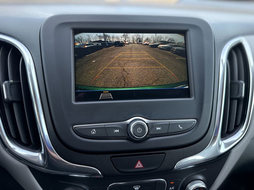 Used 2019 Chevrolet Equinox LS image 22