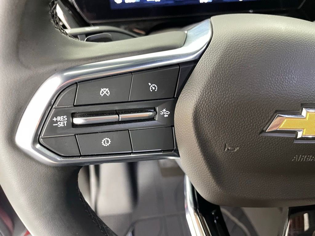 New 2025 Chevrolet Suburban Premier image 27