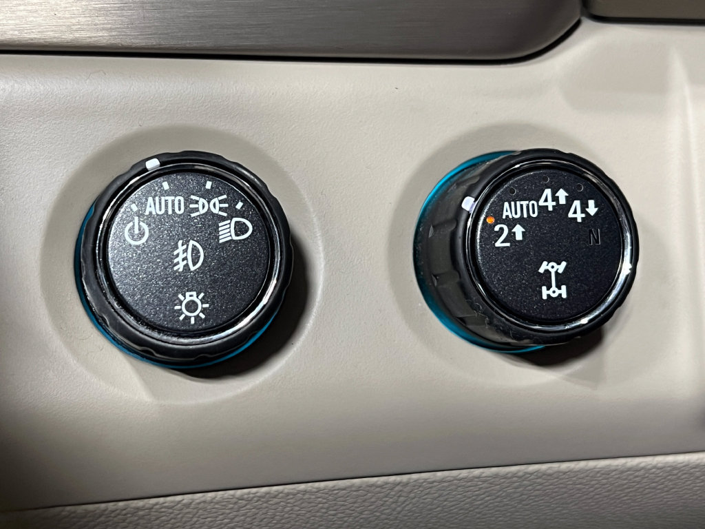 Used 2018 GMC Yukon Denali AWD/4WD image 34