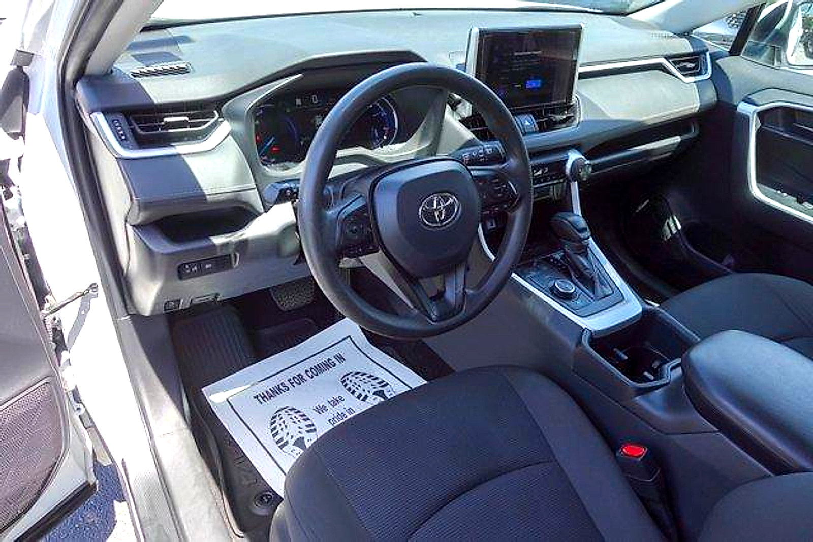 Certified 2024 Toyota RAV4 LE AWD/4WD image 9
