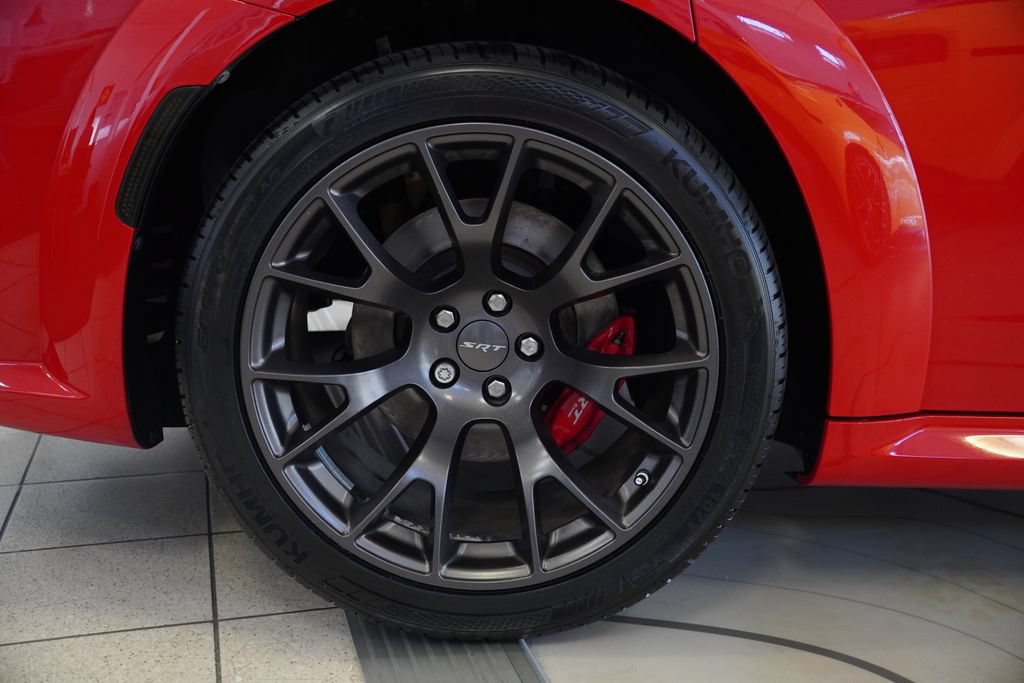 Used 2022 Dodge Charger SRT Hellcat w/ Carbon/Suede Interior Package RWD image 8