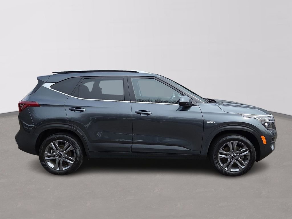 Certified 2023 Kia Seltos S w/ Navigation Package AWD/4WD image 7