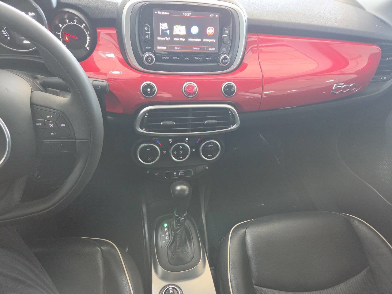 Used 2017 FIAT 500X Lounge image 32