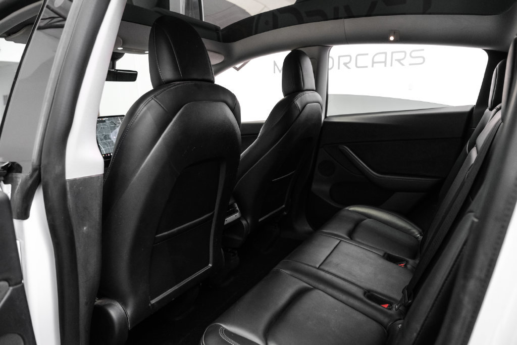 Used 2021 Tesla Model Y Long Range AWD/4WD image 33