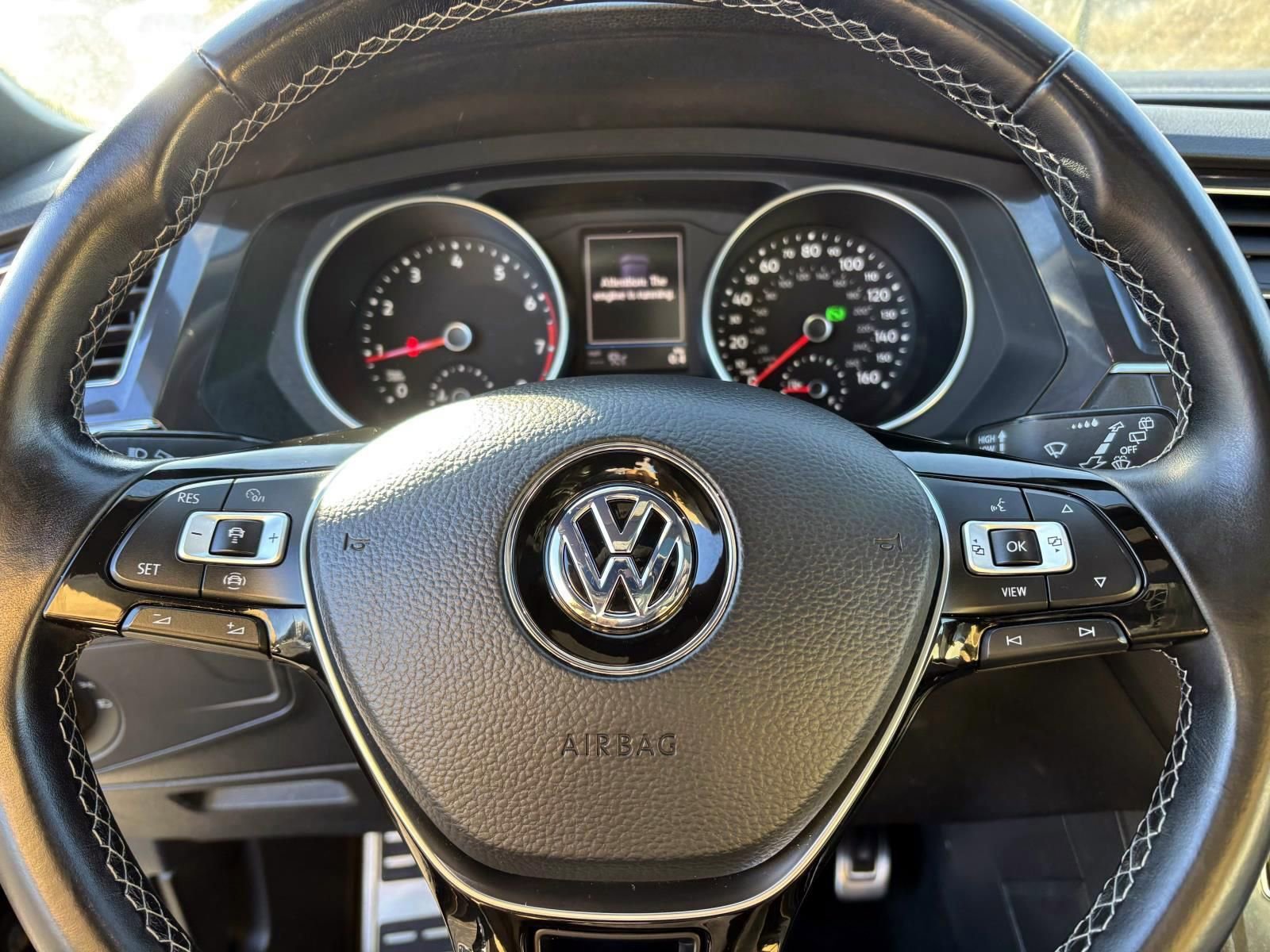Used 2021 Volkswagen Tiguan SE R-Line AWD/4WD image 16