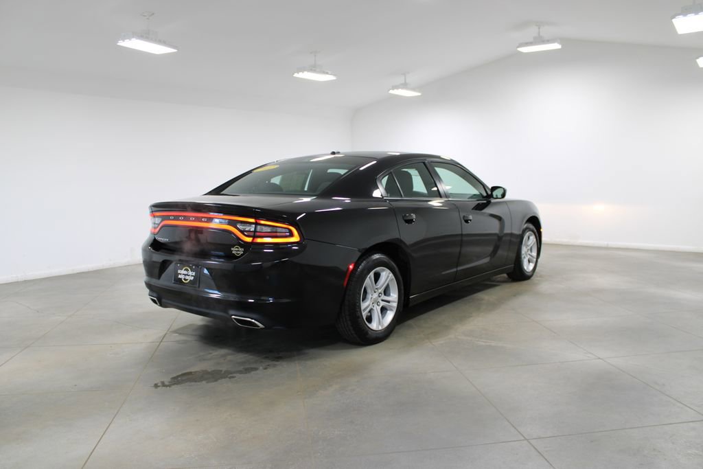 Used 2022 Dodge Charger SXT image 9