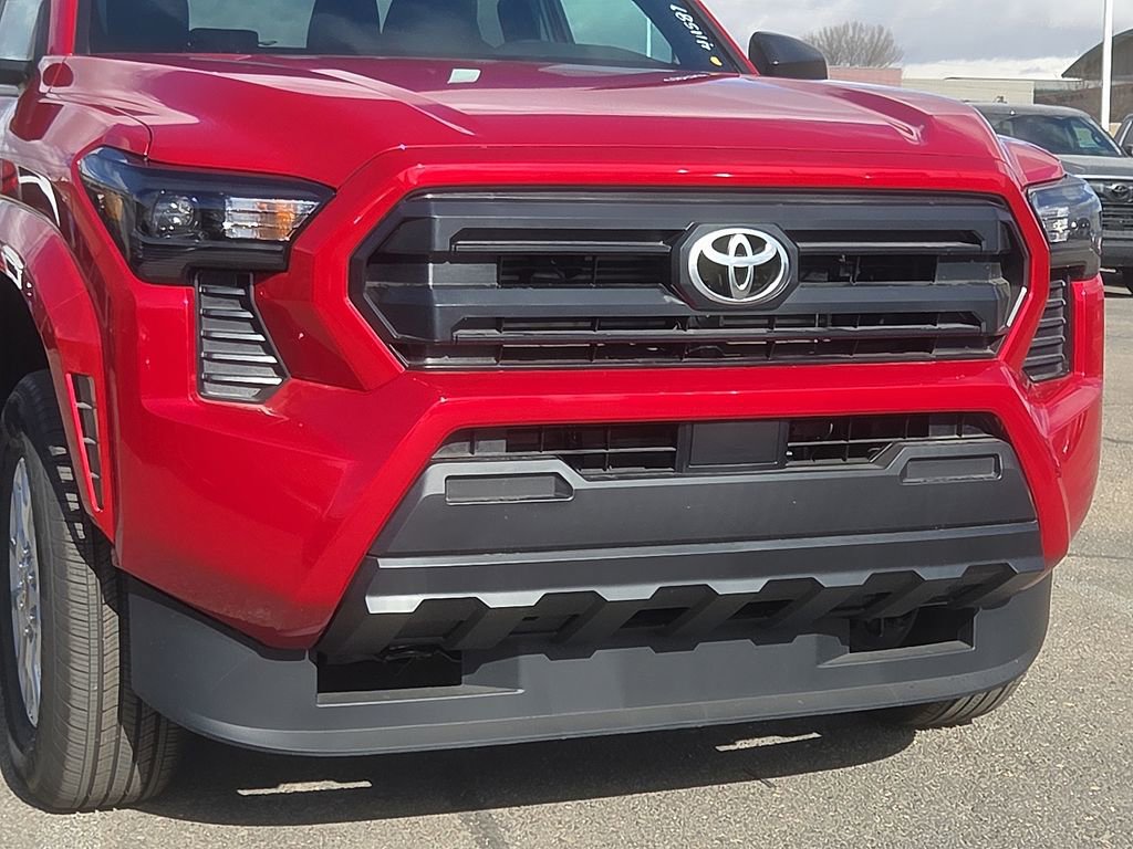 Used 2026 Toyota Tacoma SR image 8