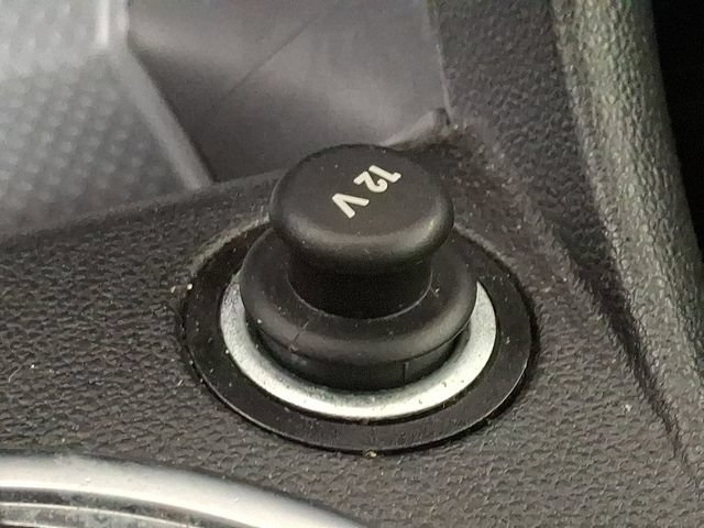 Used 2019 Volkswagen Beetle 2.0T S FWD image 22