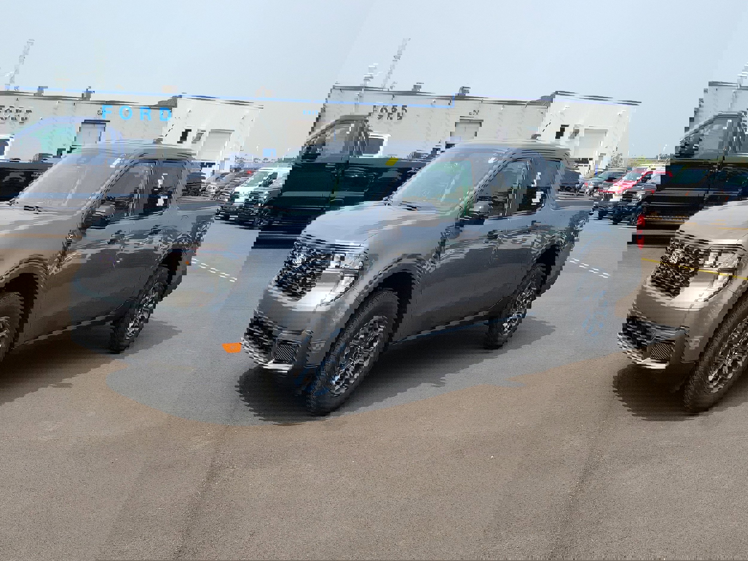 New 2025 Ford Maverick XLT w/ XLT Luxury Package image 2