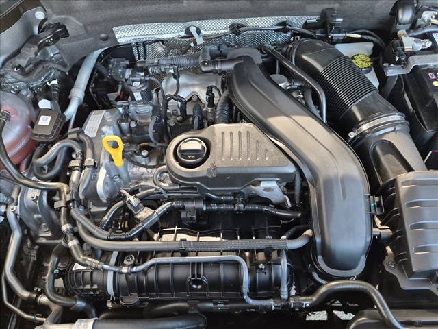 Used 2024 Volkswagen Taos SE AWD/4WD image 22