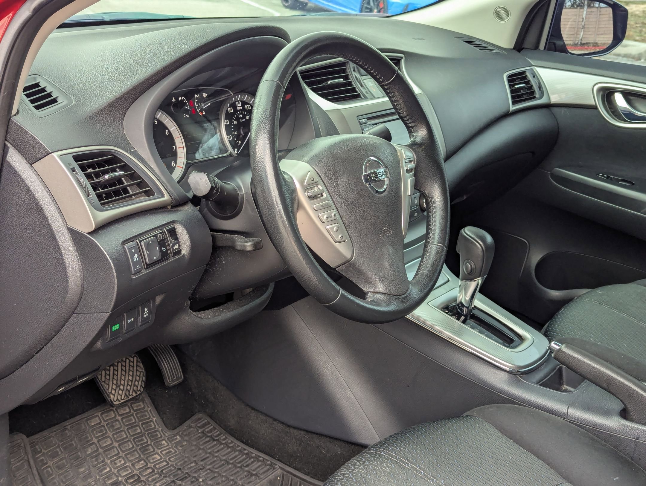 Used 2014 Nissan Sentra SR w/ Premium Package image 13