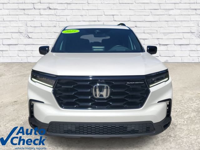 Used 2025 Honda Pilot Black Edition image 6