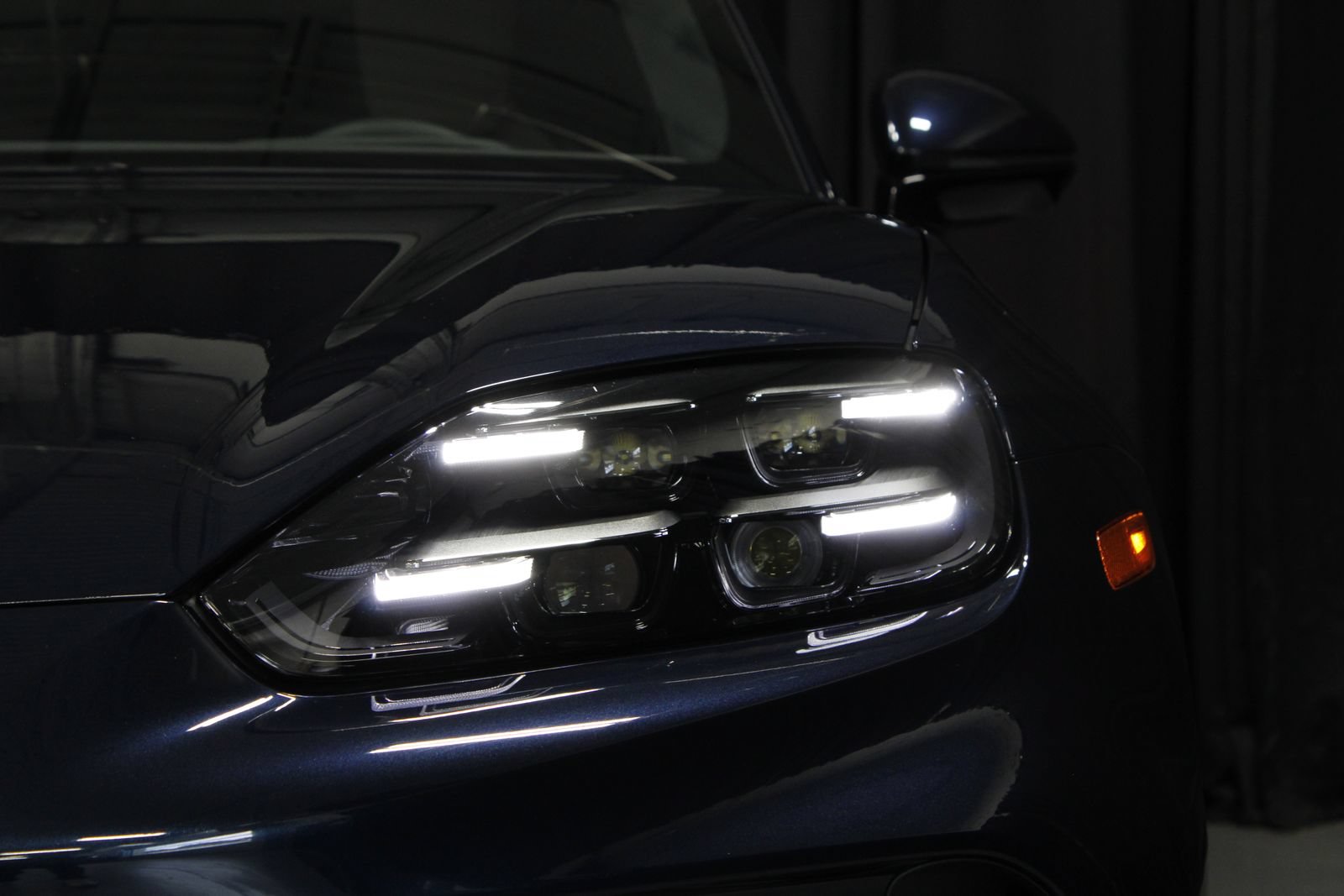 Used 2026 Porsche Cayenne Electric AWD/4WD image 21