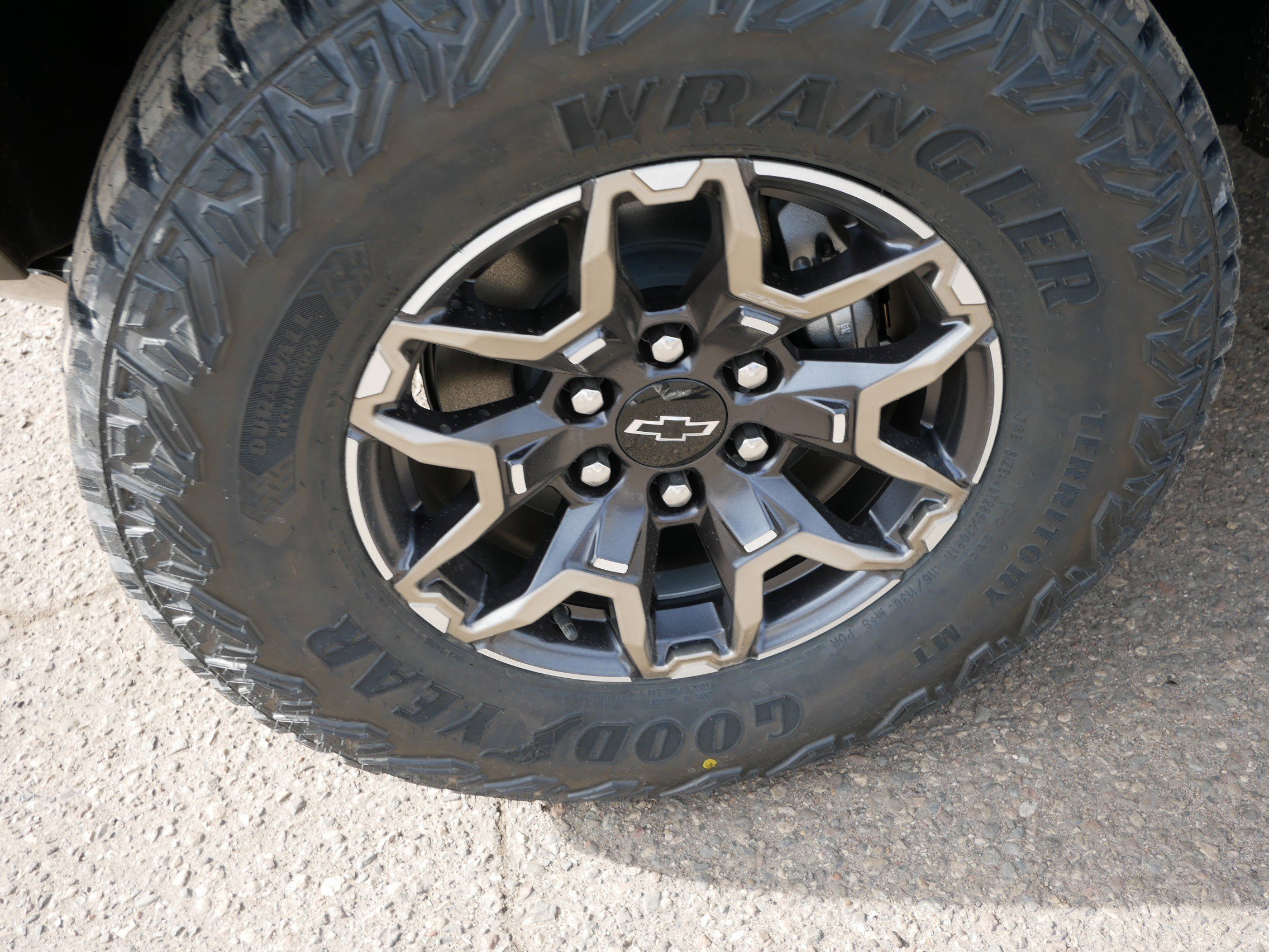 New 2026 Chevrolet Colorado ZR2 w/ Technology Package image 9
