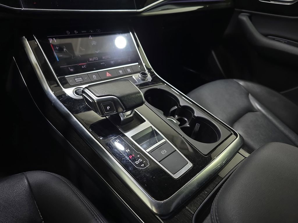 Used 2022 Audi Q7 3.0T Premium Plus AWD/4WD image 26