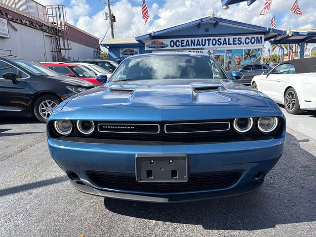 Used 2021 Dodge Challenger SXT RWD image 4