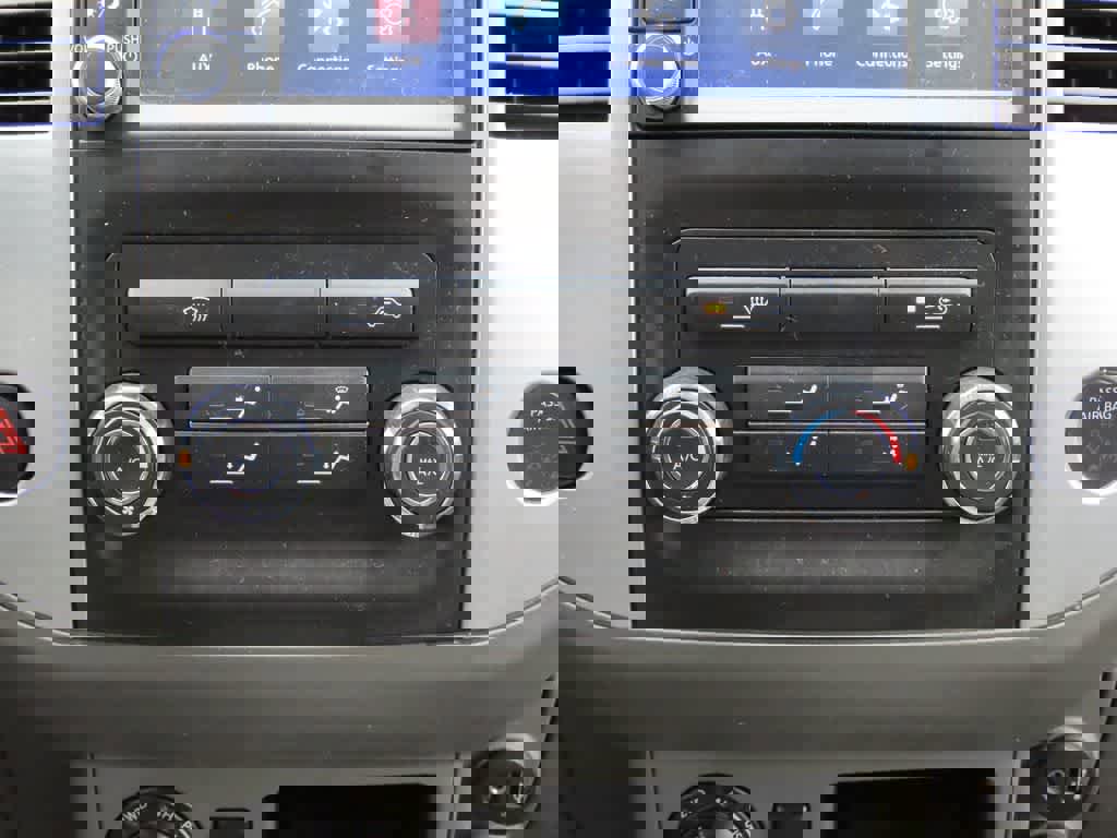 Used 2019 Nissan Frontier SV image 21