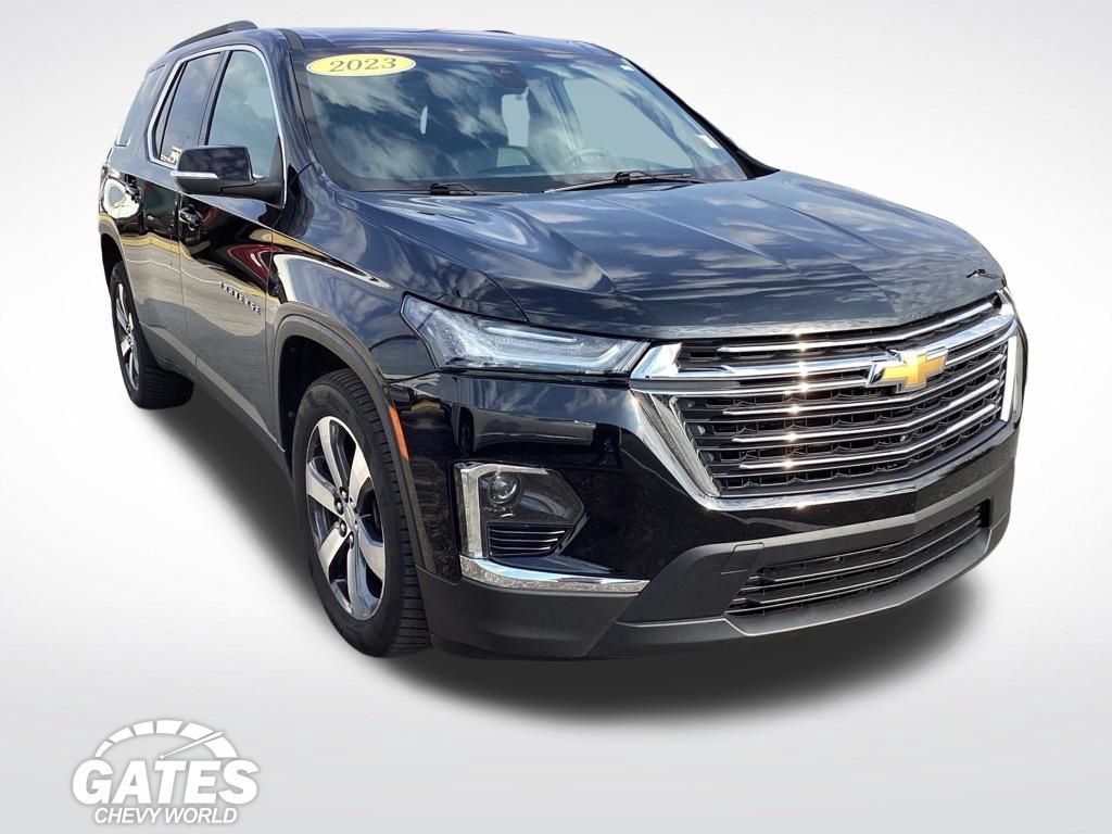 Used 2023 Chevrolet Traverse LT w/ LT Premium Package