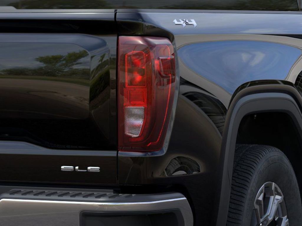 New 2025 GMC Sierra 1500 SLE image 11