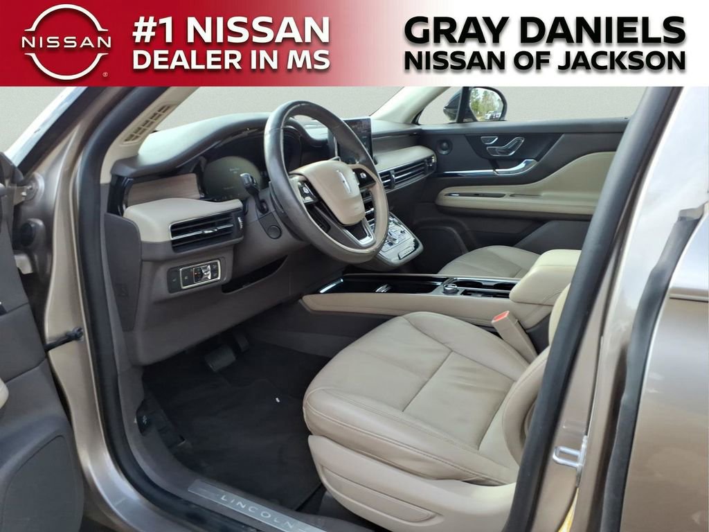 Used 2020 Lincoln Corsair Reserve w/ Equipment Group 201A image 23