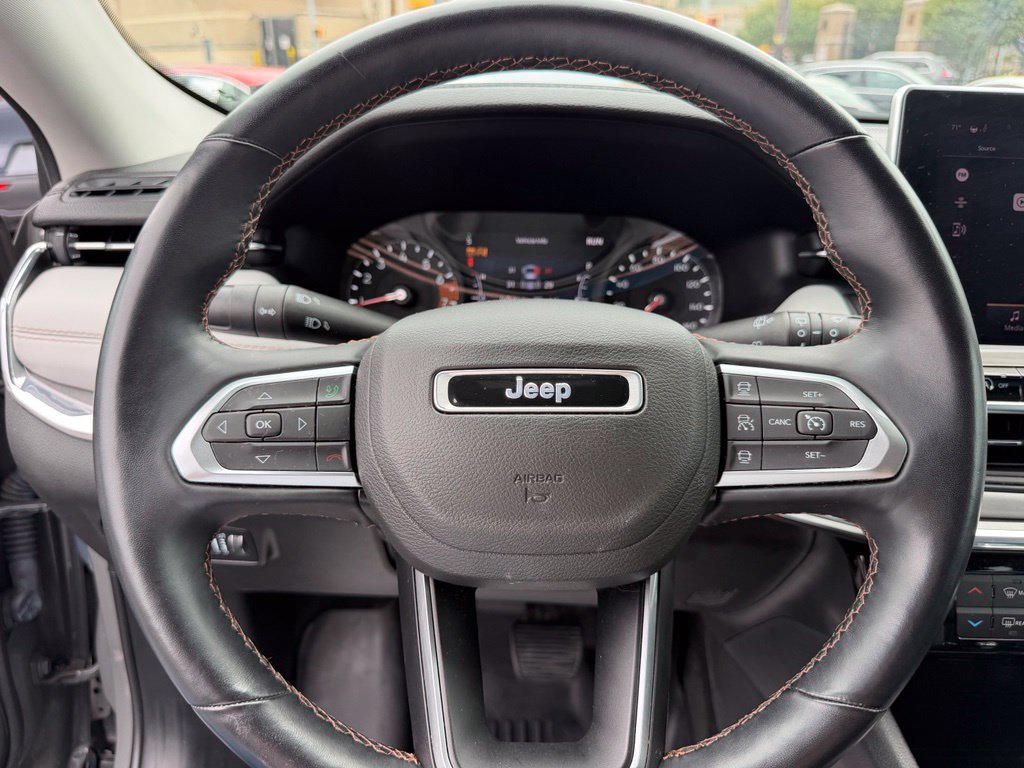 Used 2022 Jeep Compass Limited AWD/4WD image 10