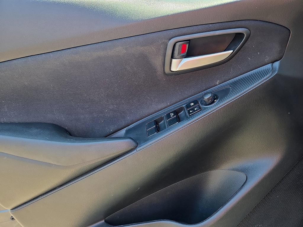 Used 2019 Toyota Yaris LE FWD image 16