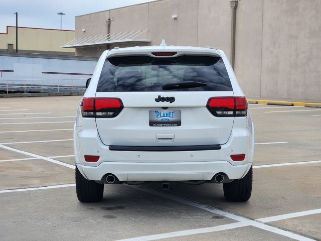 Used 2015 Jeep Grand Cherokee Altitude RWD image 6