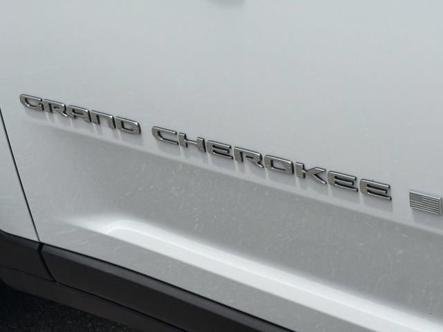 Used 2022 Jeep Grand Cherokee L Limited AWD/4WD image 10