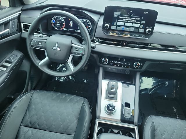 Used 2024 Mitsubishi Outlander SEL FWD image 16