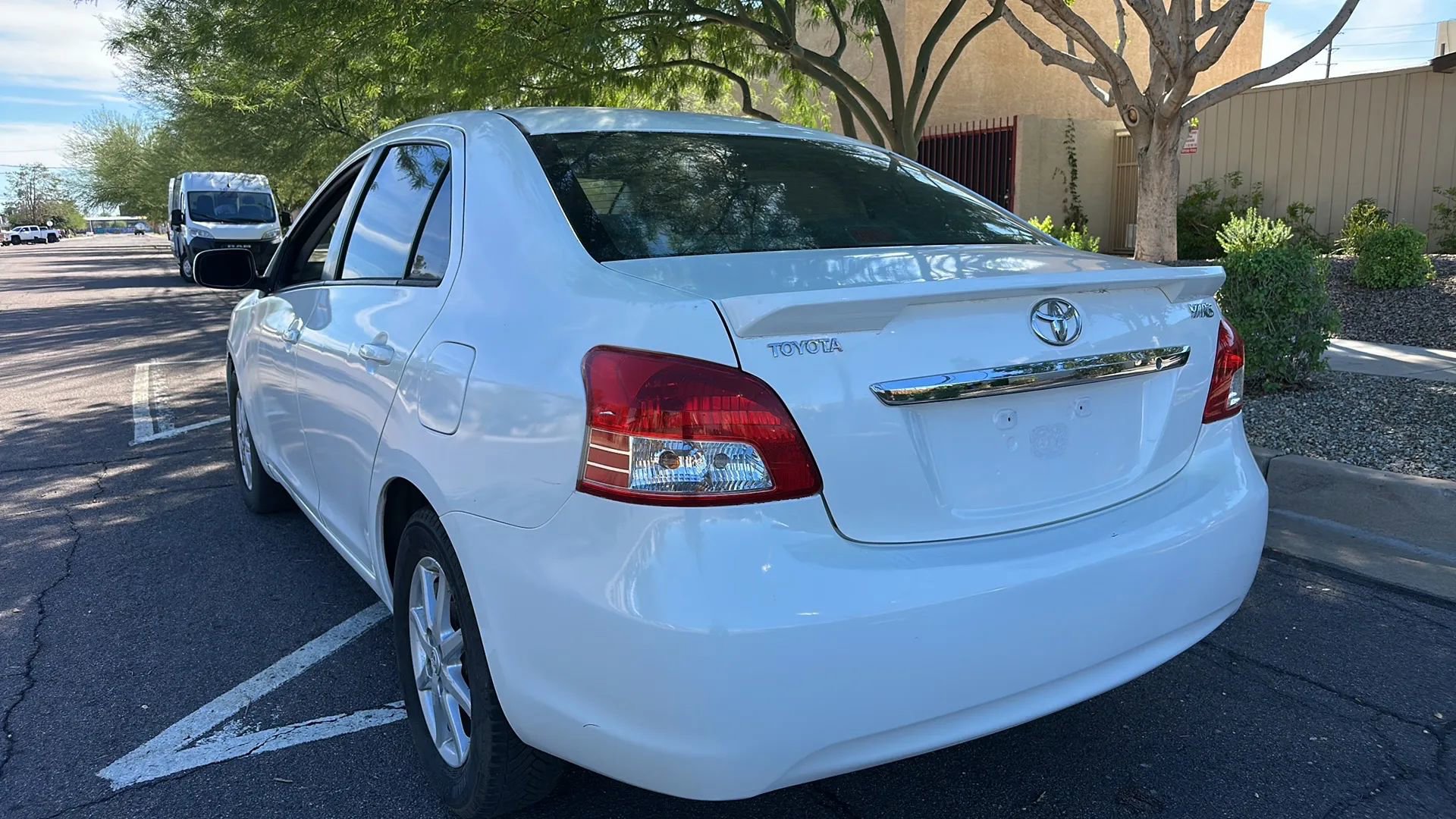 Used 2010 Toyota Yaris Sedan FWD image 13