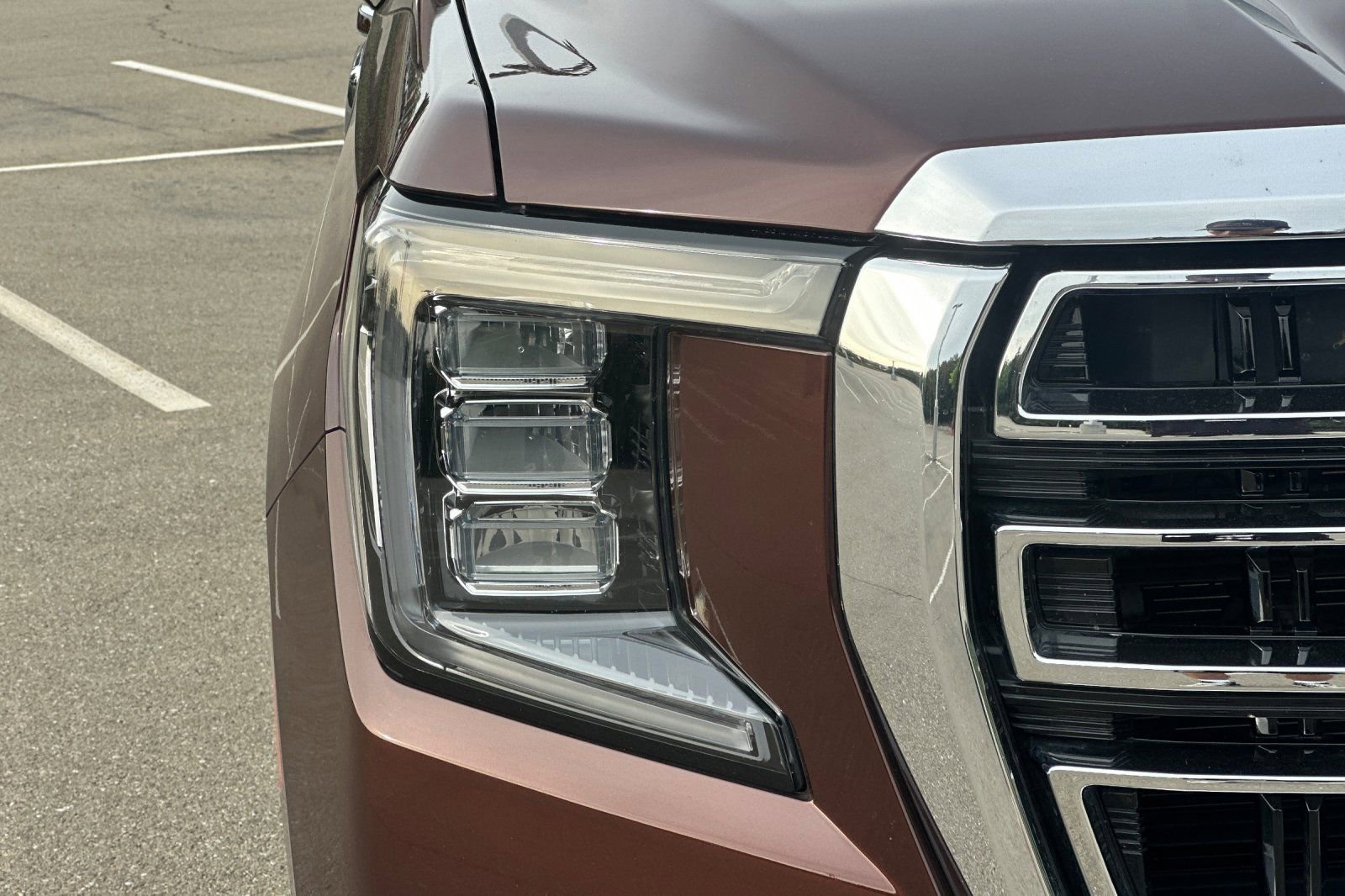 Used 2023 GMC Yukon SLT image 45