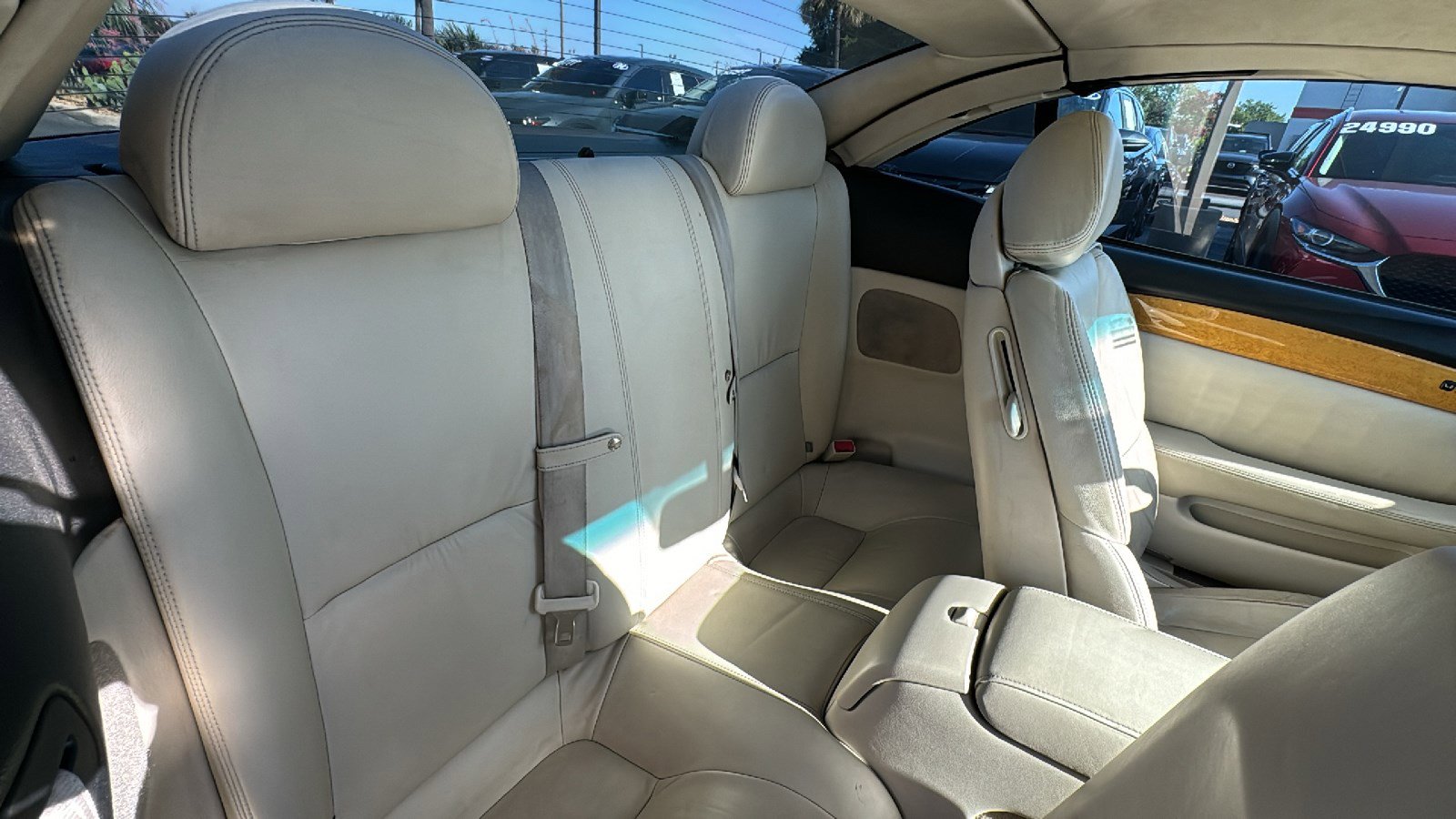 Used 2004 Lexus SC 430 Convertible RWD image 18