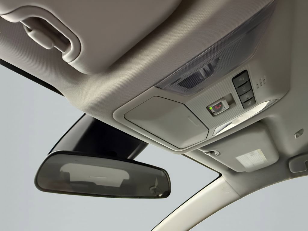 Used 2025 Toyota RAV4 LE image 25