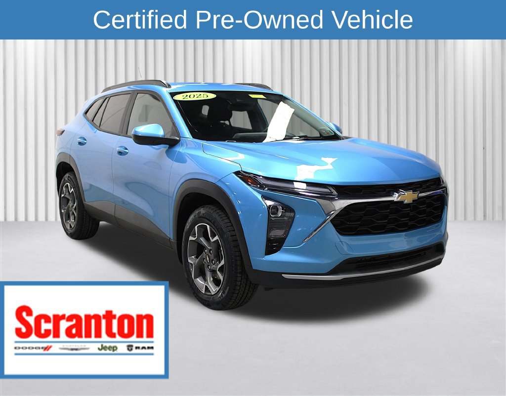 Used 2025 Chevrolet Trax LT w/ LT Convenience Package FWD image 1