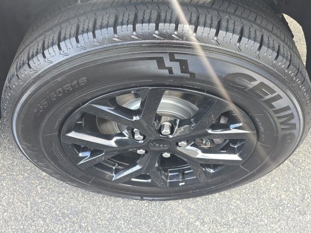 Used 2024 Jeep Grand Cherokee L Laredo image 26