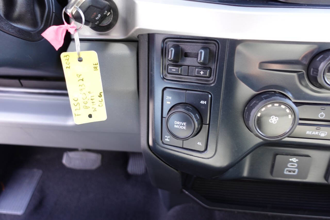 Used 2023 Ford F250 XLT w/ FX4 Off-Road Package image 48