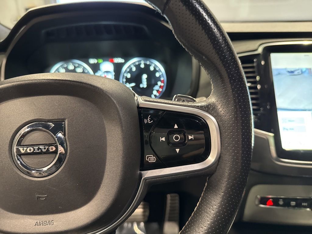 Used 2017 Volvo XC90 T5 R-Design FWD image 22