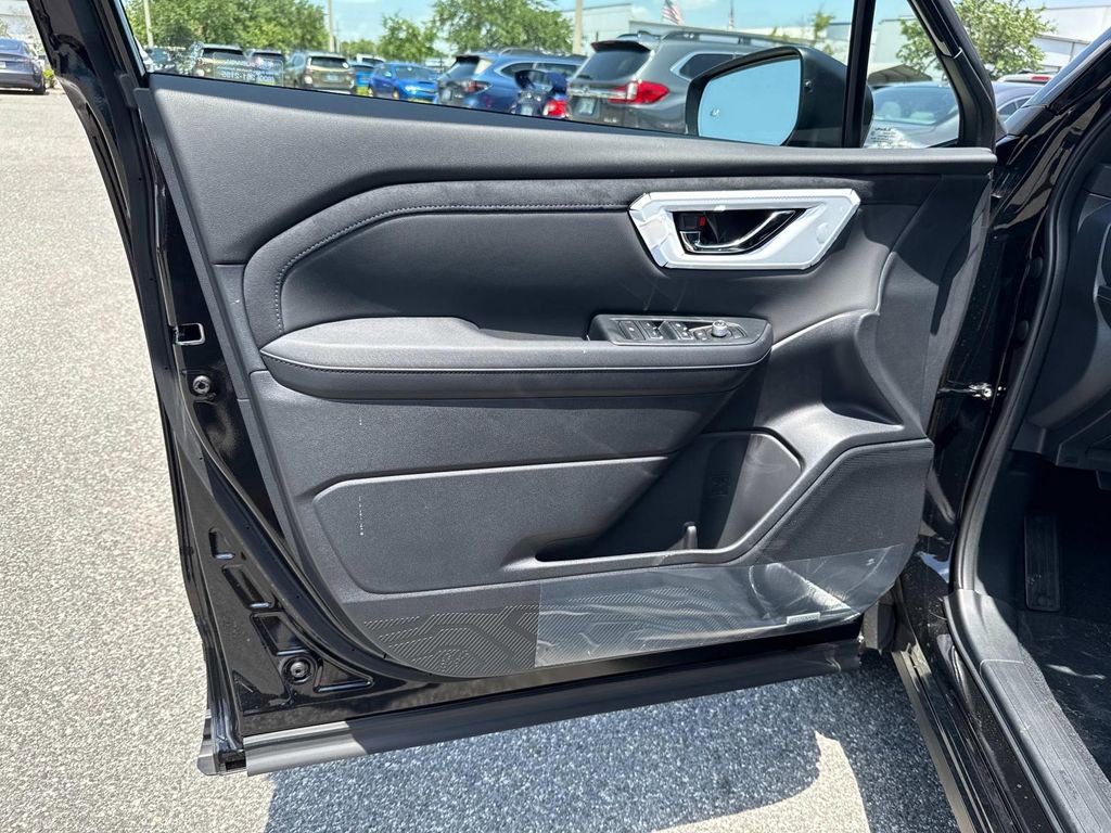 New 2025 Subaru Forester Limited w/ Popular Package image 18