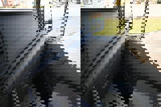 Used 2024 Ford Transit 250 Low Roof w/ Exterior Upgrade Package image 25