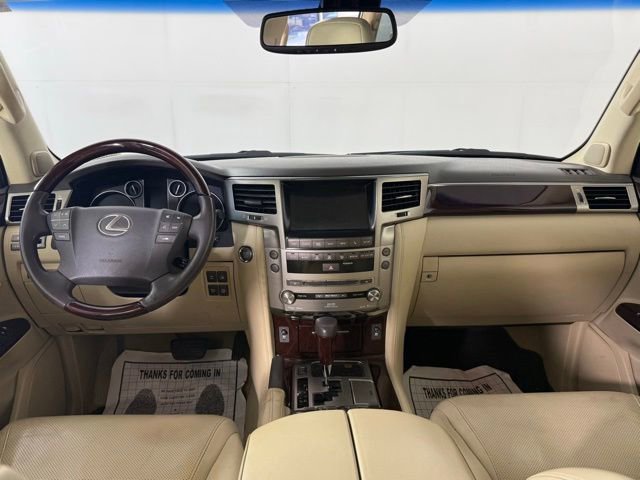 Used 2014 Lexus LX 570 4WD image 23